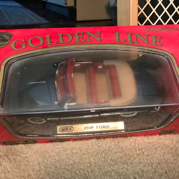 MIRA Golden Line 1:18 1949 Ford Die Cast NIB - Picture 3 of 7